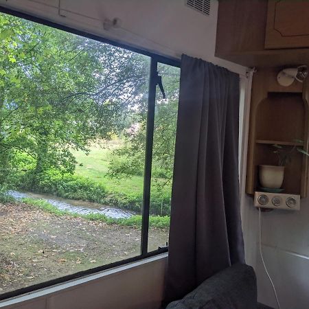 Chamant mobile home situé au coeur du lac Blangy-le-Château Exterior foto